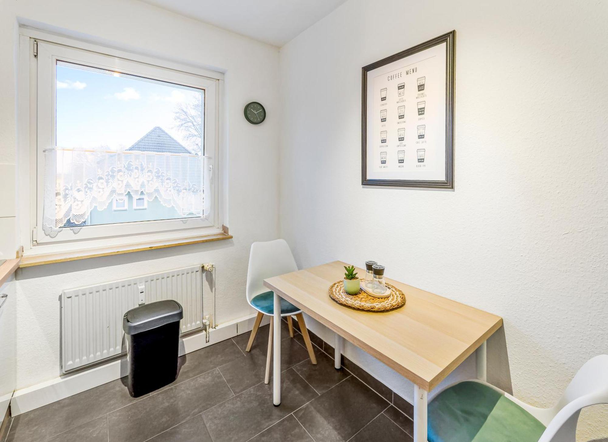 Modern 3-br Apmt. Sleeps 6+ * Essen